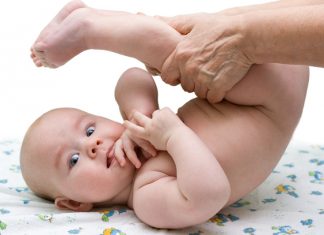 Massagem para bebés e os seus benefícios