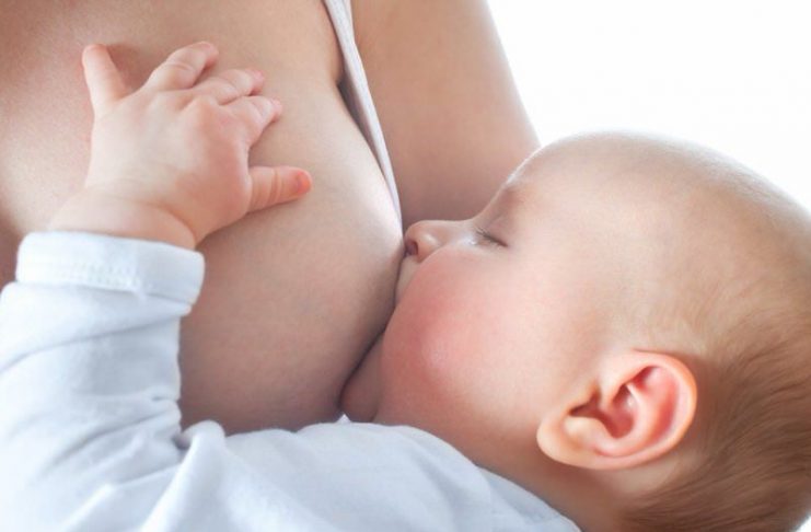 Benefícios da amamentação com o leite materno