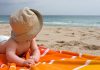 Saiba como proteger o seu bebé na praia