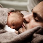 Envolva o futuro pai na gravidez e no nascimento do bebé