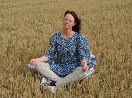 Aulas de meditação para grávidas, uma prática a três Aulas de meditação para grávidas